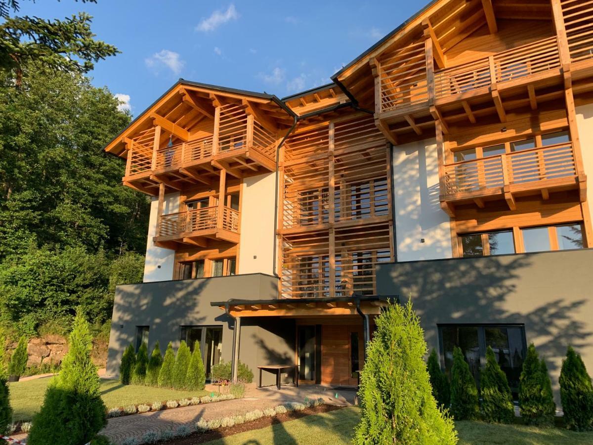 Appartamenti E B&B Casa Ester Baselga di Pine Exterior photo