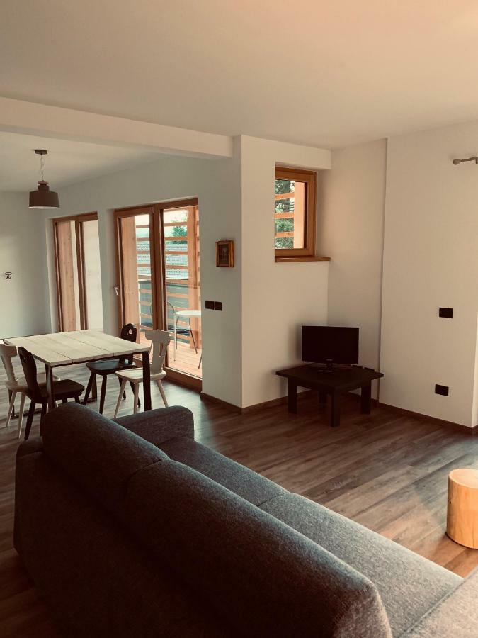 Appartamenti E B&B Casa Ester Baselga di Pine Exterior photo